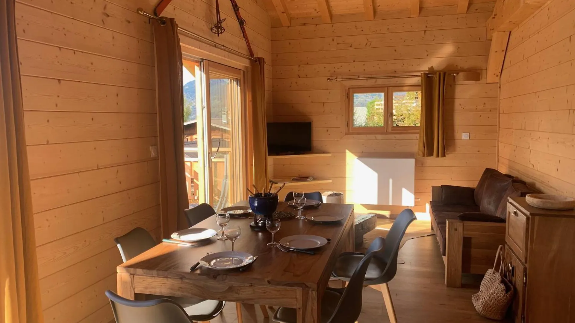 סן-ג'רבה-לה-באן Chalet Le Jardin De Fees