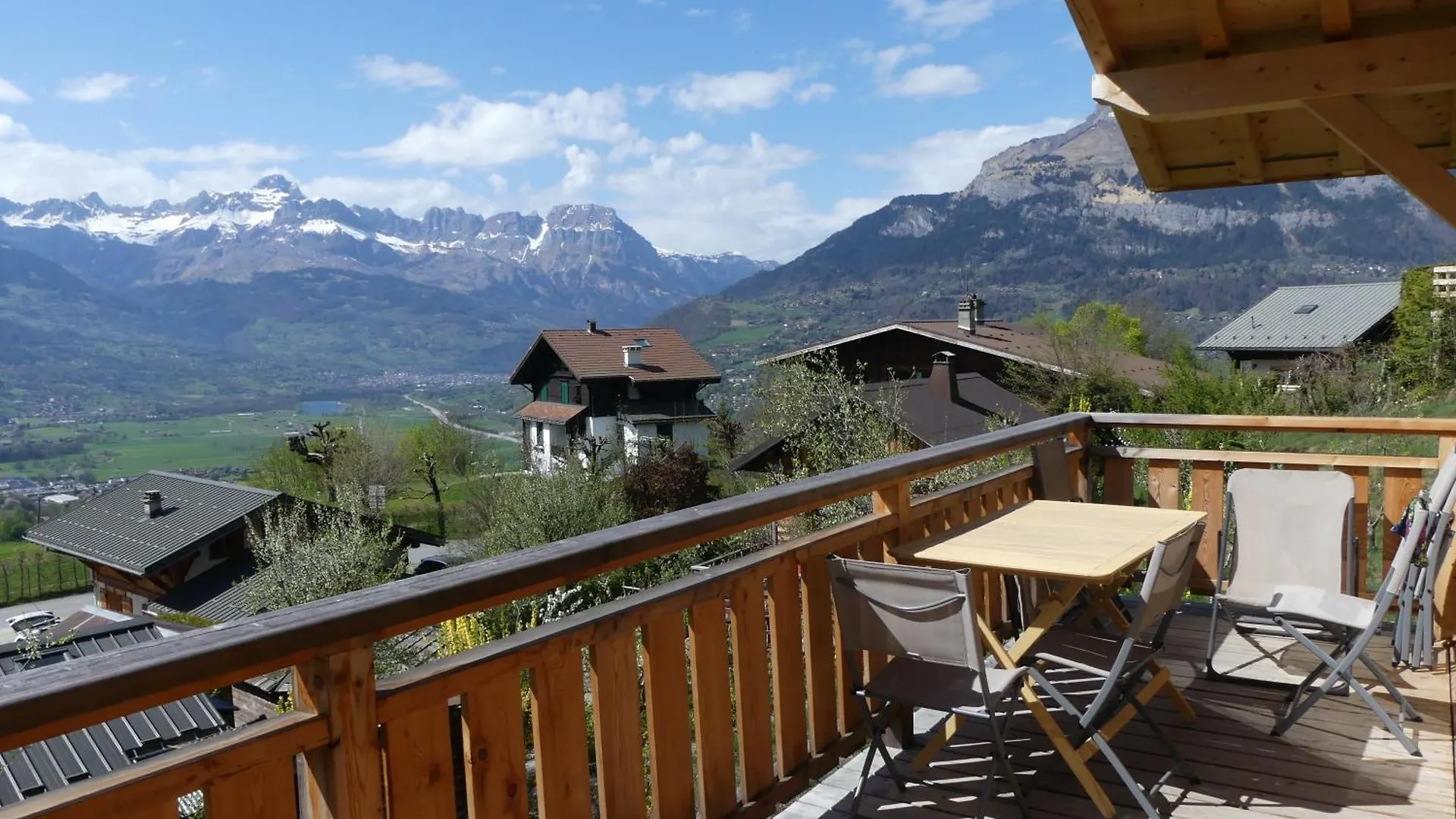 סן-ג'רבה-לה-באן Chalet Le Jardin De Fees 0*,  צרפת